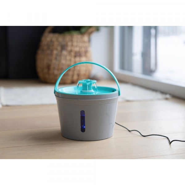 Fonte de água para gatos e cães pequenos